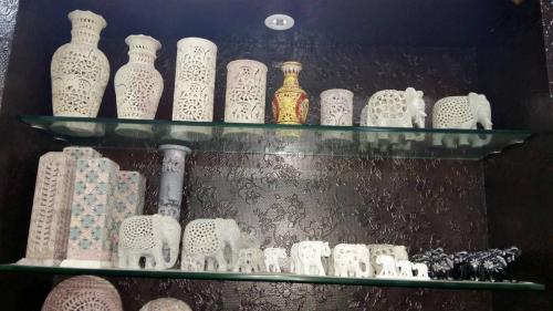 Handicraft Items at Best Price in Udaipur (17)